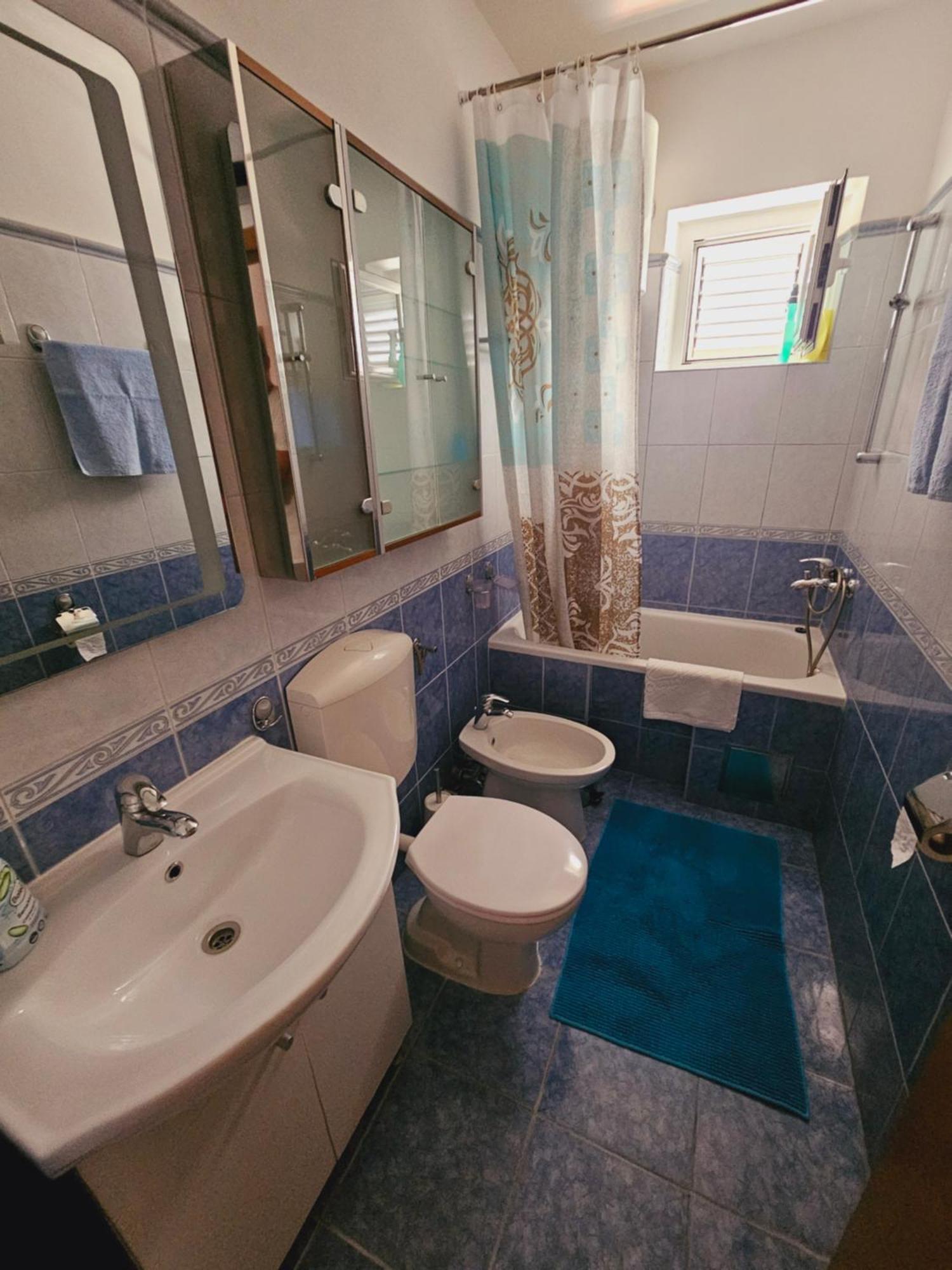 Apartman Lampic With Beautiful Sea View Подгора Екстериор снимка
