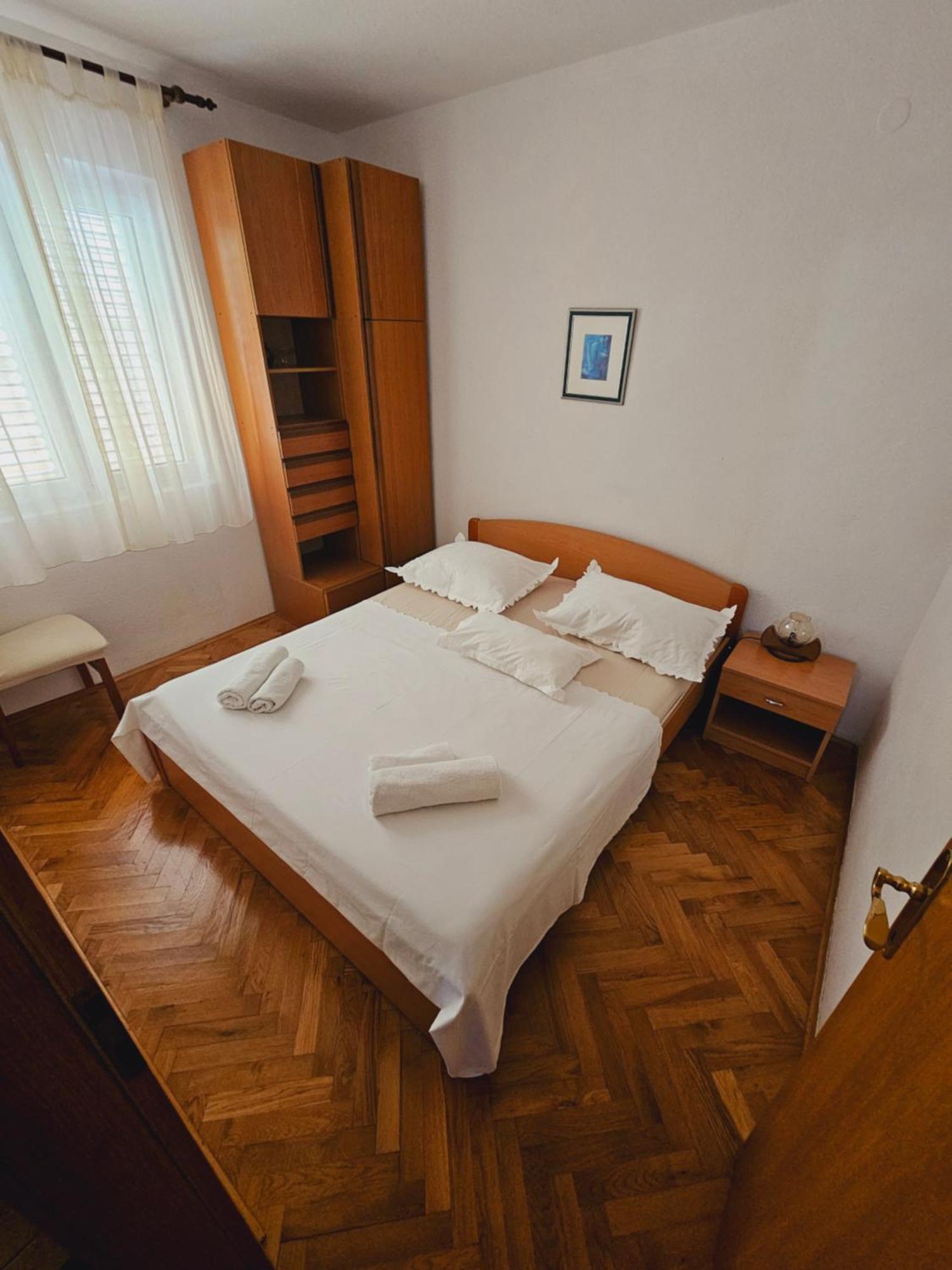 Apartman Lampic With Beautiful Sea View Подгора Екстериор снимка